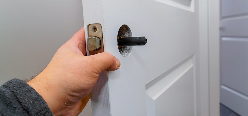 Nighttime Locksmith For Lock Repair in Crestline, CA