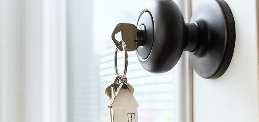 Bifold Door Knob Replacement in Crestline, California