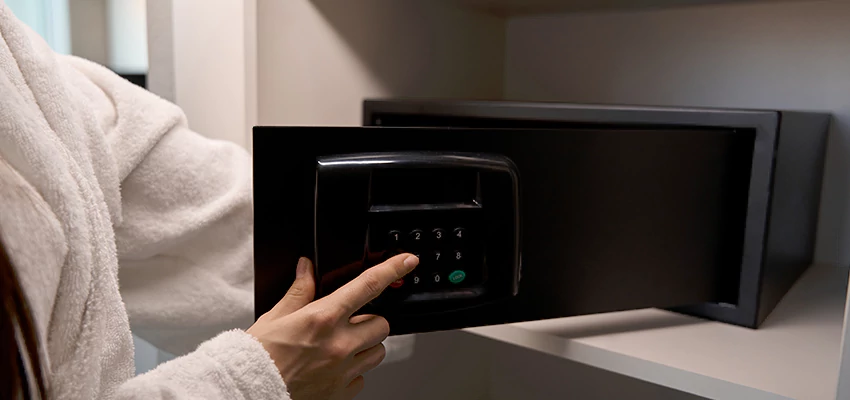 Safe Unlocking Service Company in Crestline, California